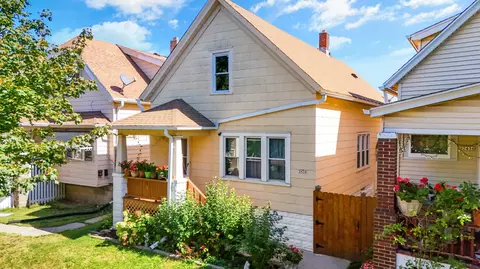 2434 S 8th, Milwaukee, WI 53215