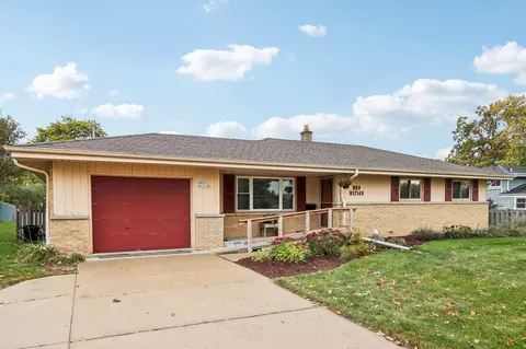 n89w17149 Roosevelt, Menomonee Falls, WI 53051