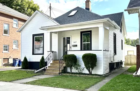 1415 Grange, Racine, WI 53405