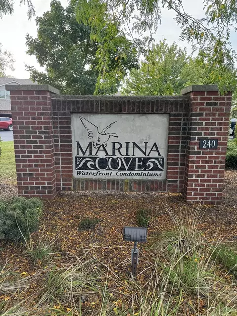 240 Marina #18, Waterford, WI 53185