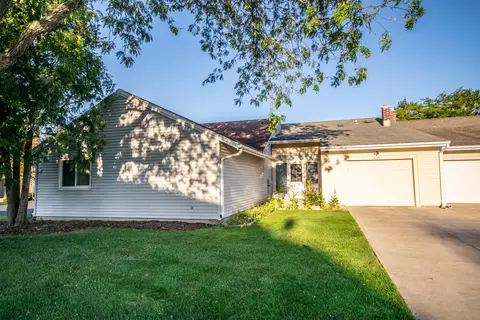626 Westridge #B, West Bend, WI 53095