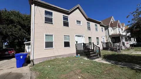 1116 61st #1118, Kenosha, WI 53143