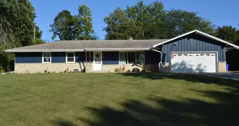 4540 Coral, Brookfield, WI 53045