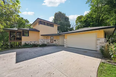 316 W W Lk, Lake Mills, WI 53551