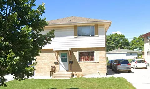 4955 S 14th #4957, Milwaukee, WI 53221
