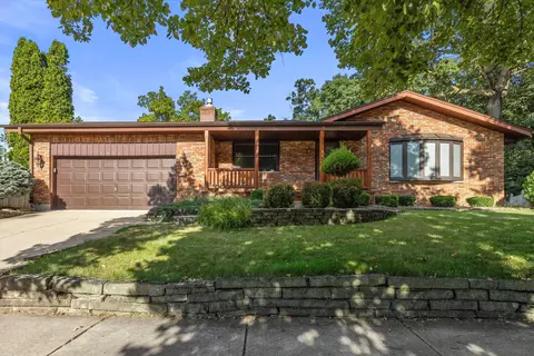 8928 42nd, Kenosha, WI 53142