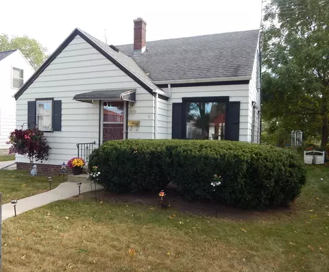 1415 School, Sheboygan, WI 53083
