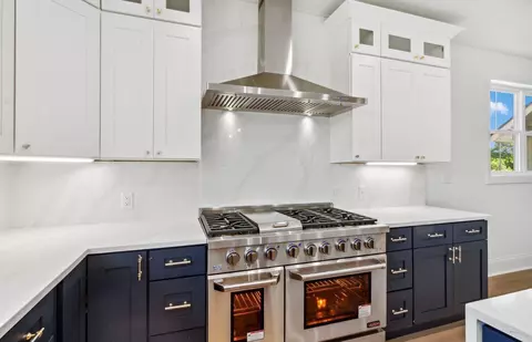 705 Eagleton #55-05, Geneva, WI 53147