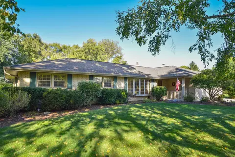 w178n4951 Christopher, Menomonee Falls, WI 53051