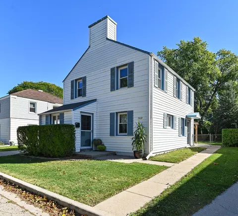 5612 Berry, Greendale, WI 53129