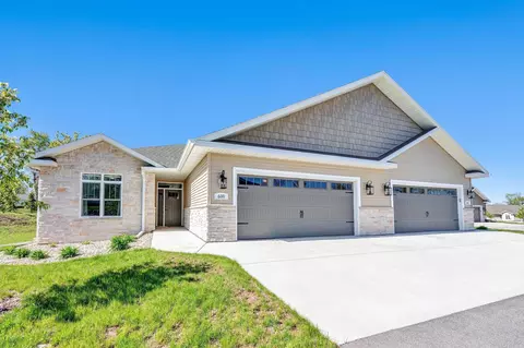 600 Olde Riv, Allouez, WI 54301