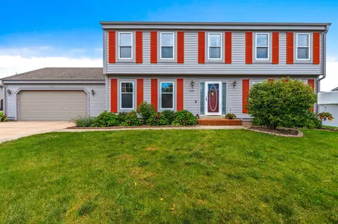 2226 Stony Rdg, Waukesha, WI 53189