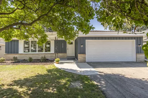 4569 S 51st, Greenfield, WI 53220