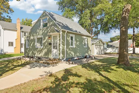 3676 S 89th, Milwaukee, WI 53228