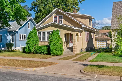 1229 20th, La Crosse, WI 54601