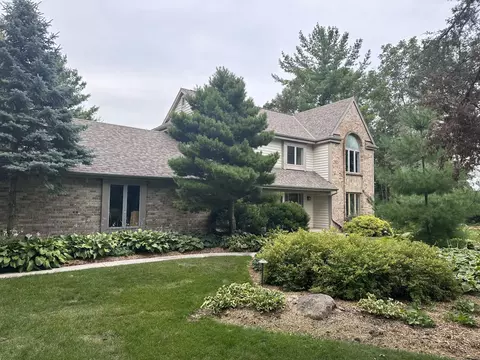 35510 Fareway, Summit, WI 53066