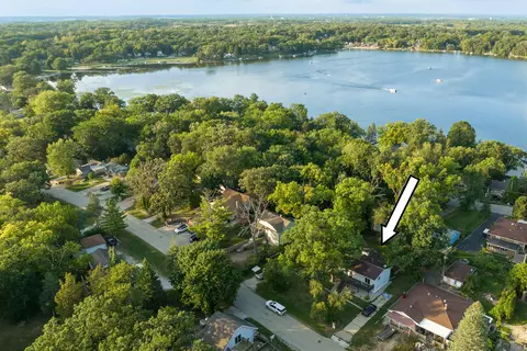 33820 Hillcrest, Burlington, WI 53105