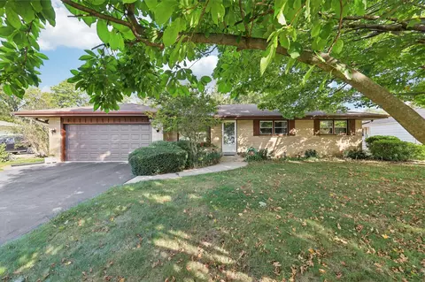 5260 S 116th, Hales Corners, WI 53130