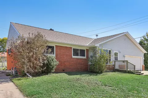 4110 S Troy, Saint Francis, WI 53235