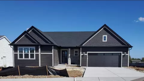 168 Ruby, Saukville, WI 53080