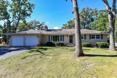 8832 Pheasant, Burlington, WI 53105