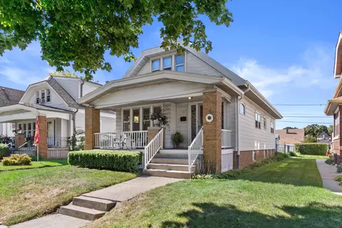 3255 S 12th, Milwaukee, WI 53215