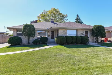 7431 W Crawford #7429, Milwaukee, WI 53220