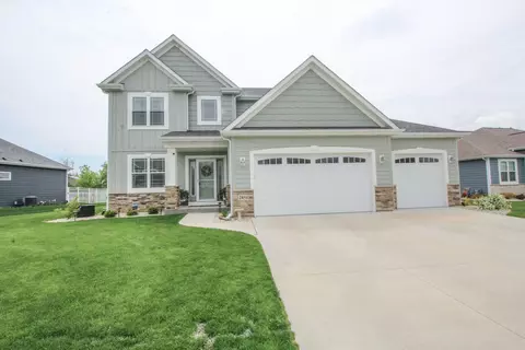 2851 Crosswinds, Mount Pleasant, WI 53403