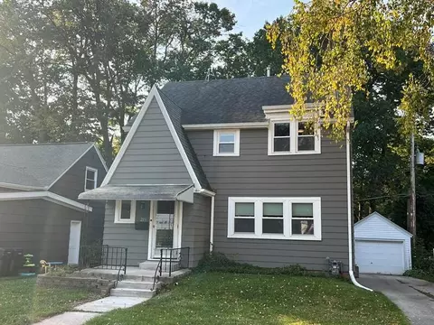 219 Hillcrest, Sheboygan Falls, WI 53085
