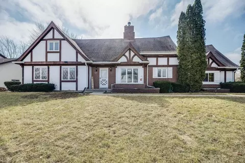5601 Palisades, Mount Pleasant, WI 53403