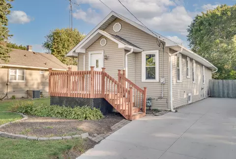 4405 73rd, Kenosha, WI 53142