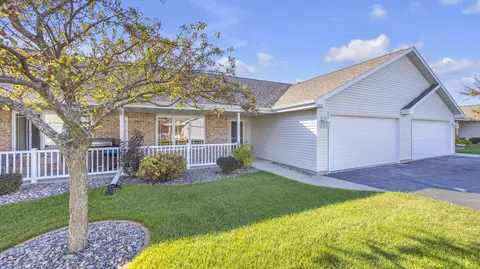 1522 Nutmeg, Sheboygan, WI 53081