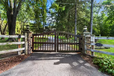 n2830 Walden Lane, Geneva, WI 53147