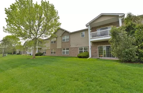 825 Stonefield #103, Mount Pleasant, WI 53406