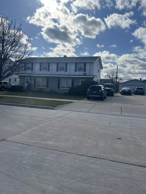 5821 S Illinois #5823, Cudahy, WI 53110