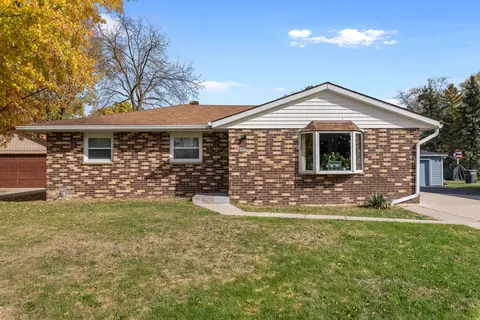 5986 S Phillips, Greenfield, WI 53221