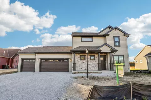 9259 S Overlook, Franklin, WI 53132
