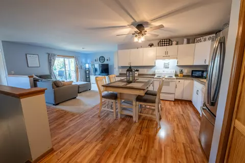 1751 Wildlife #7, Kewaskum, WI 53040