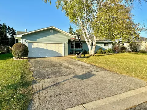 20 William, Watertown, WI 53094