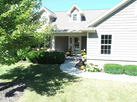 1966 Blue Spruce, Grafton, WI 53024
