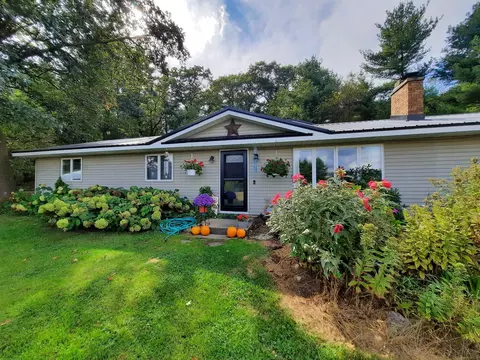 n1061 21st Court, Marion, WI 54960