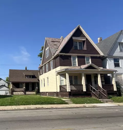 2457 N 35th #2459, Milwaukee, WI 53210