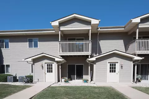 219 Franklin #3H, Delavan, WI 53115