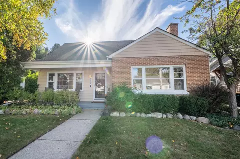 634 Michigan, West Bend, WI 53095