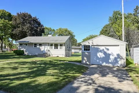 5487 N 75th, Milwaukee, WI 53218