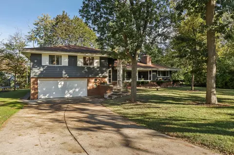 11925 Indian, Hales Corners, WI 53130