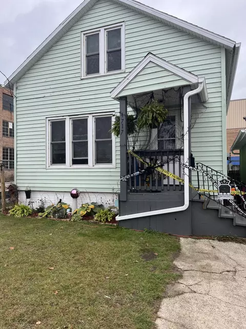 1717 14th, Two Rivers, WI 54241