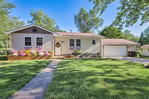 w1160 Poinsetta Road, Bloomfield, WI 53128