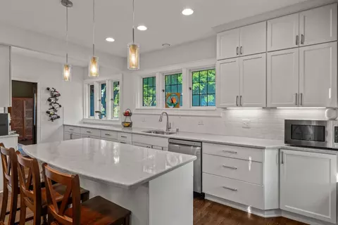 5603 W Washington, Milwaukee, WI 53208