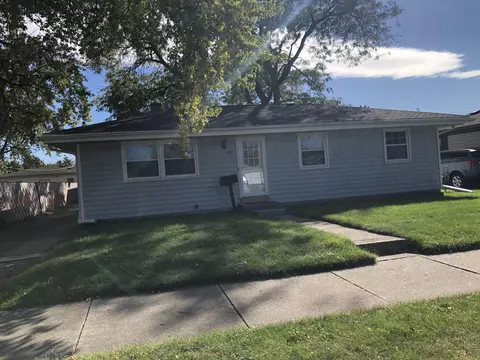 2709 Fleetwood, Racine, WI 53403
